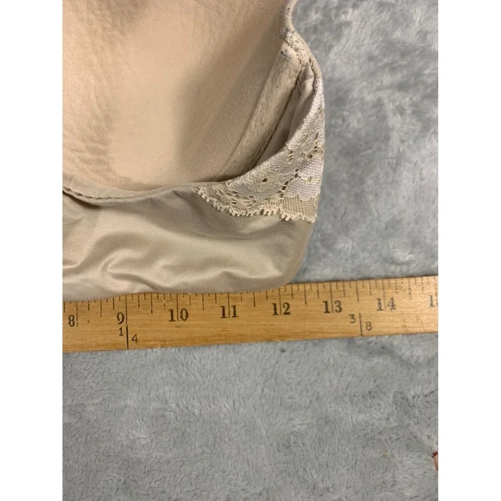 Victoria's Secret Lined Perfect Coverage Bra Womens 38C Beige Lace Trim